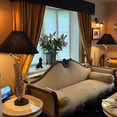 Chester House Guest House Εξωτερικό φωτογραφία The interior of the hotel